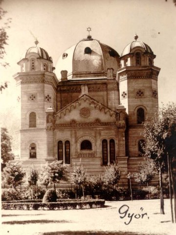 A győri zsinagóga képeslapon (Forrás: MZSL)
